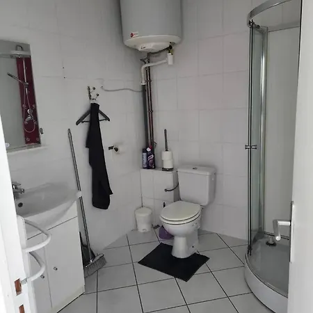 Cosy A Roucy Avec Jardin Clos Et Spa 41 M² Pontavert