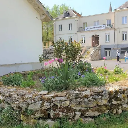 Cosy A Roucy Avec Jardin Clos Et Spa 41 M² * Pontavert